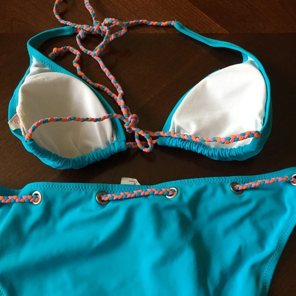 Blue triangle two piece swimsuit size M - Picture 5 of 5